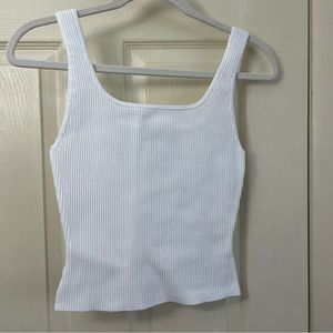 Babaton Sculpt Knit tank